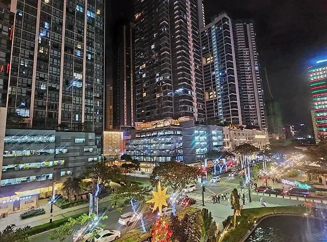 Spacious Cozy Unit Steps Away From Major Malls With Parking And Washer Dryer For Family, Long And Wfh *