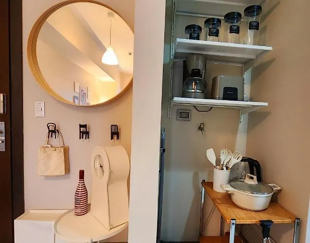 Spacious Cozy Unit Steps Away From Major Malls With Parking And Washer Dryer For Family, Long And Wfh Apartment Manila