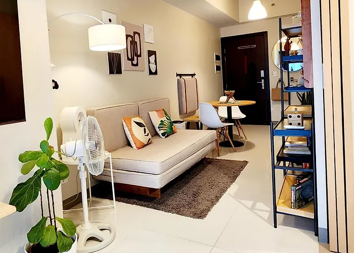 Spacious Cozy Unit Steps Away From Major Malls With Parking And Washer Dryer For Family, Long And Wfh Apartment
